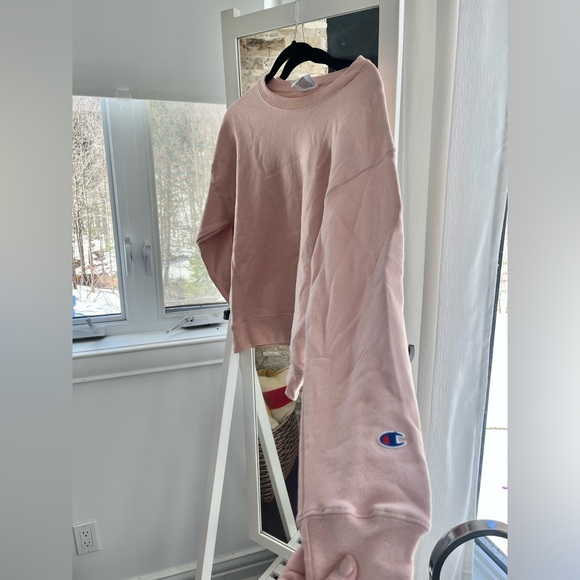 Champion Reverse Weave Cream Peach Sweater - Picture 3 of 3